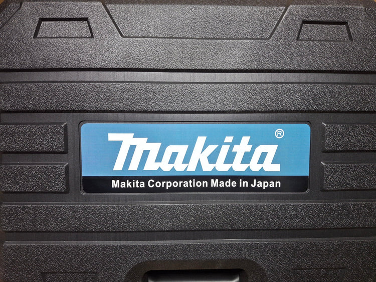 Aku brusilica Makita 128V sa dve baterije Aku brusilica 128V