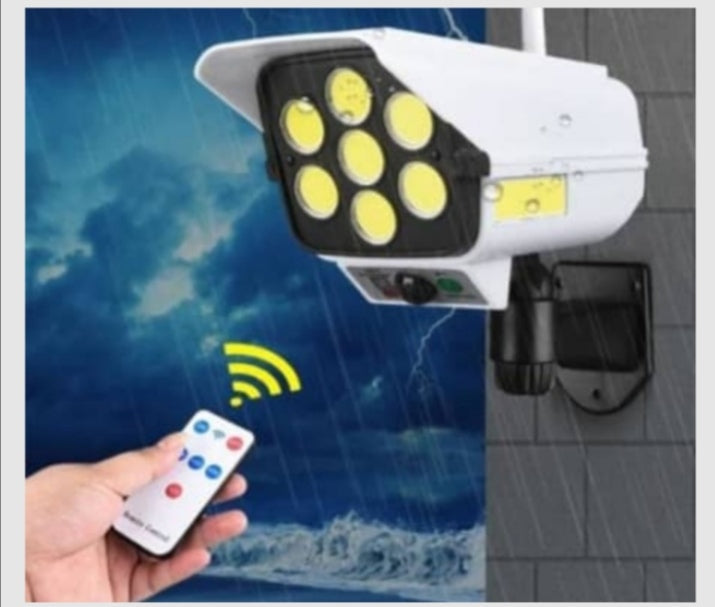 Solarna lampa u obliku kamere CL-877