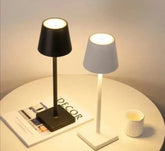 Stona lampa led punjiva