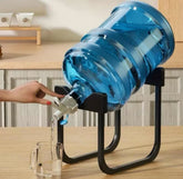 Drzac sa cepom sa galone vode