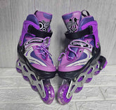 Roleri sa svetlecim tockicima ljubicasti podesivi