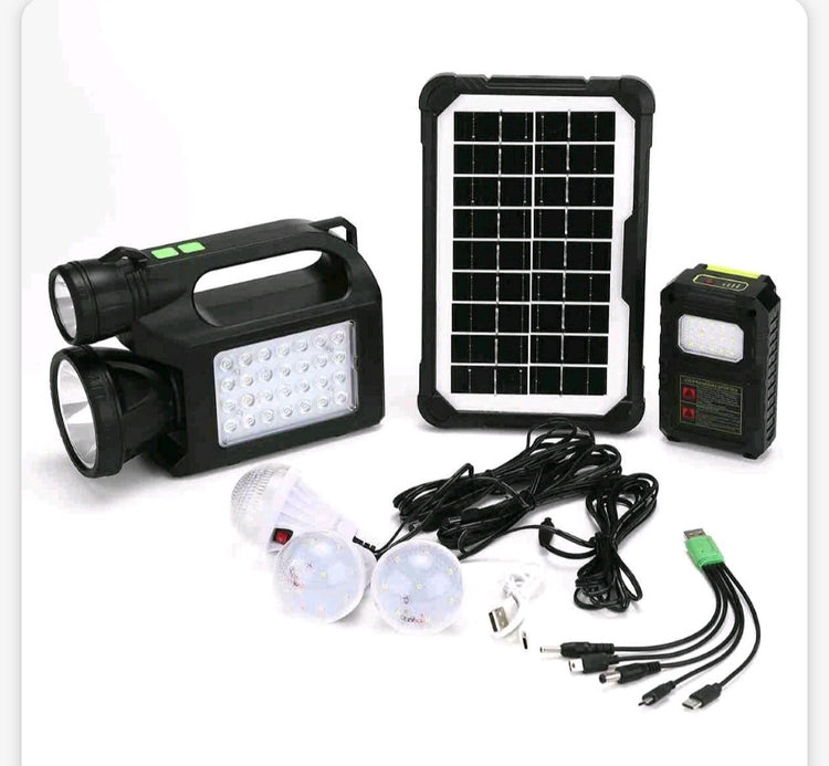 Solarni sistem sa 3 sijalice lampa i punjač GD-C10