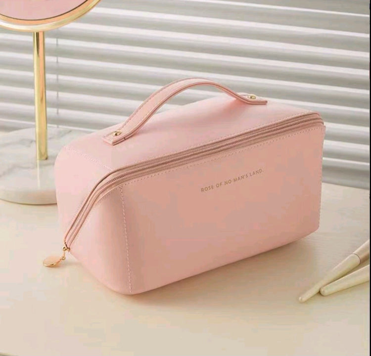 Rasklopiva kozmeticka torbica roze