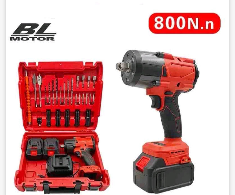 Aku odvijac -srafilica -busilica Milwaukee 3u1 -88V