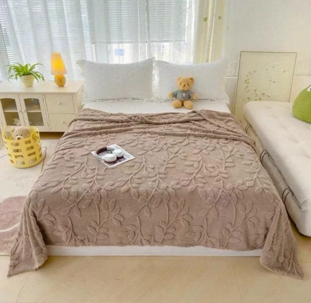 Tanko cebe prekrivac za krevet 150x200