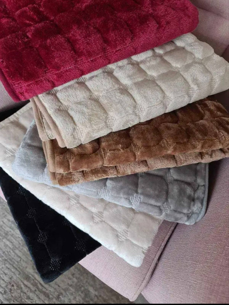 Plisani prekrivaci flekeri set za garnituru 3 kom set